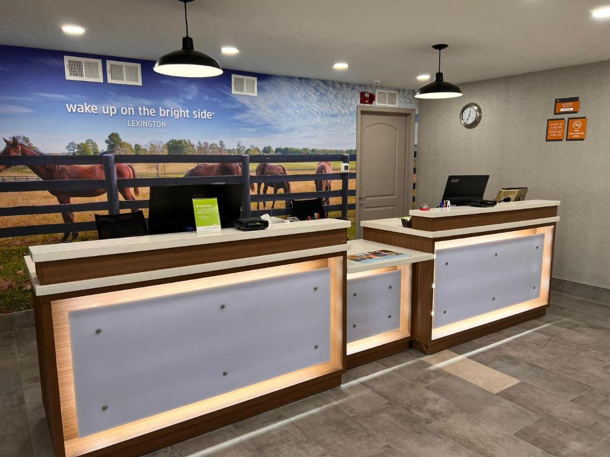 La Quinta Inn Lexington-Horse Park Eksteriør billede