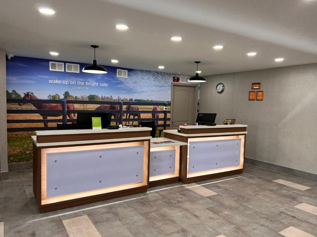 La Quinta Inn Lexington-Horse Park Eksteriør billede