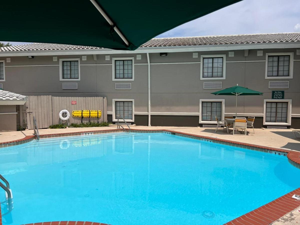 La Quinta Inn Lexington-Horse Park Eksteriør billede