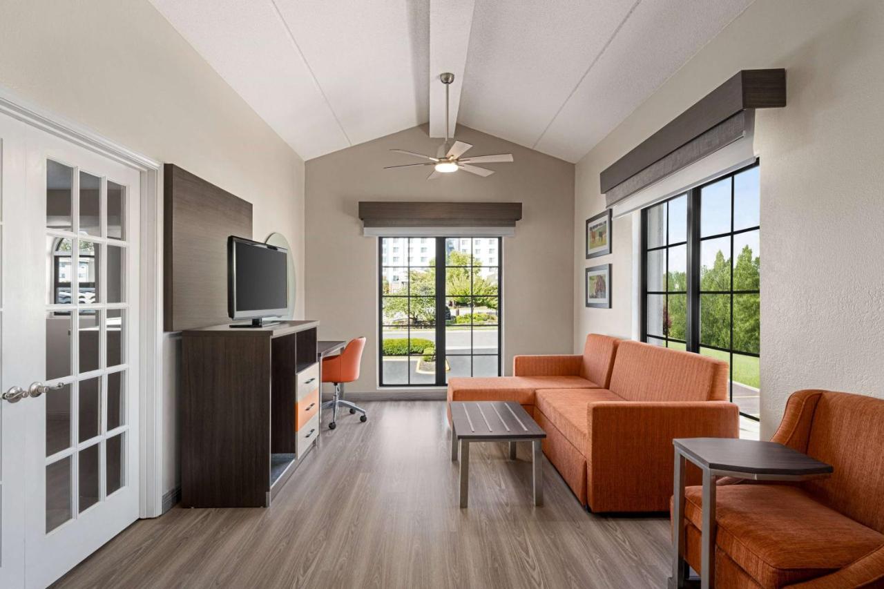 La Quinta Inn Lexington-Horse Park Eksteriør billede